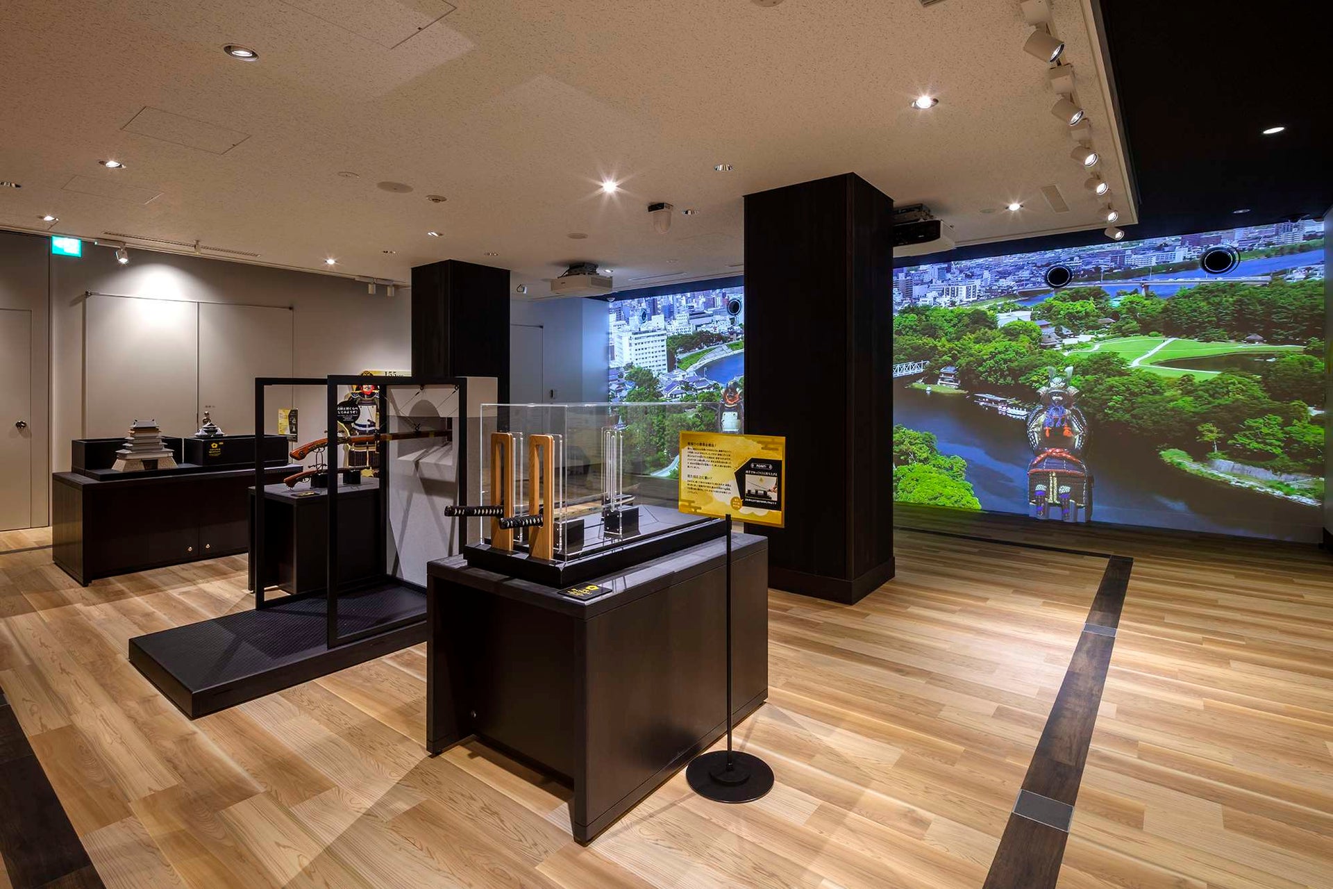 岡山城 天守閣リニューアル